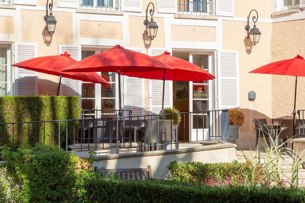 Hotel Saint-Laurent, The Originals Relais Montfort-l'Amaury Exterior photo